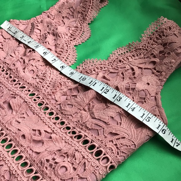 J.O.A. Open Back Lace Dress in Rose - Picture 8 of 11